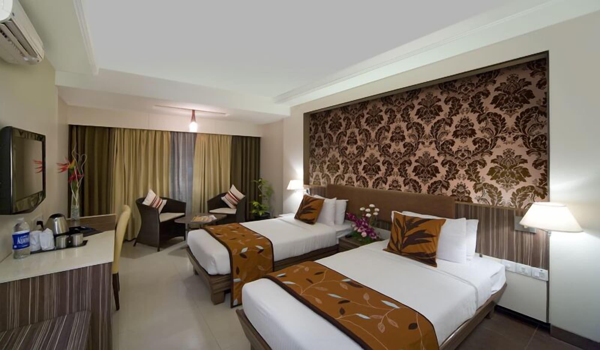 Kapila Business Hotel Пуна Экстерьер фото
