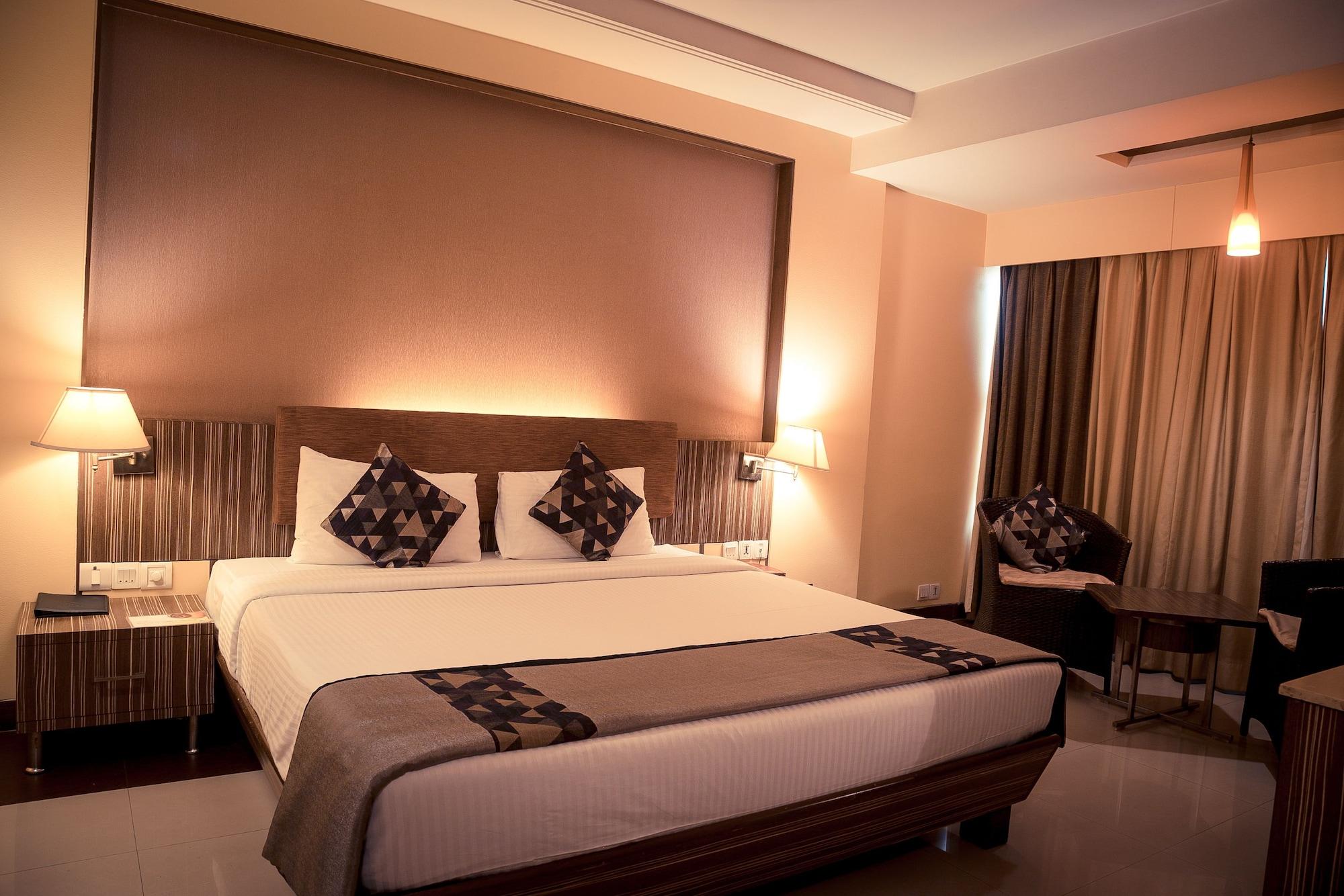 Kapila Business Hotel Пуна Экстерьер фото