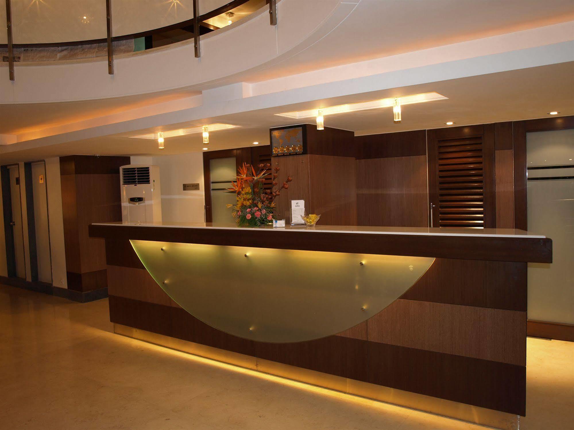 Kapila Business Hotel Пуна Экстерьер фото